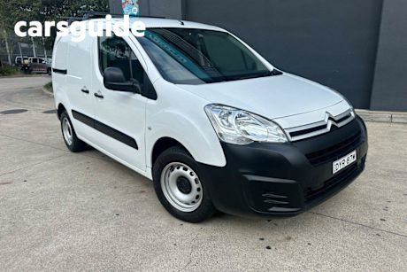 White 2018 Citroen Berlingo Van M Confort VTI