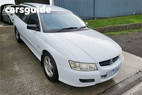 White 2005 Holden Commodore Wagon Lumina