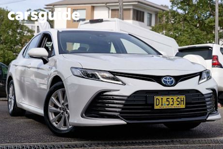 White 2024 Toyota Camry Sedan Ascent Hybrid