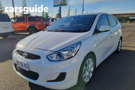 White 2018 Hyundai Accent Hatchback Sport