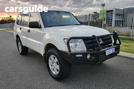 White 2007 Mitsubishi Pajero Wagon GLX LWB (4X4)
