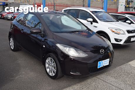 Black 2009 Mazda 2 Hatchback Maxx