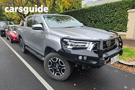 Silver 2020 Toyota Hilux Double Cab Pick Up SR5 (4X4)