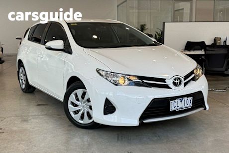 White 2014 Toyota Corolla Hatchback Ascent