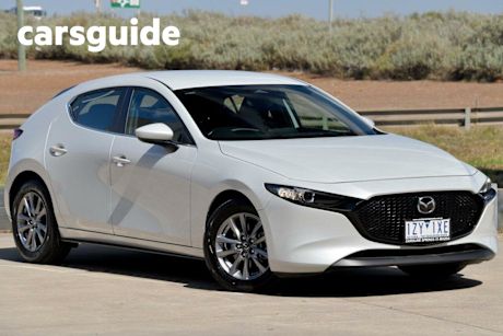 White 2024 Mazda 3 Hatchback G20 Pure