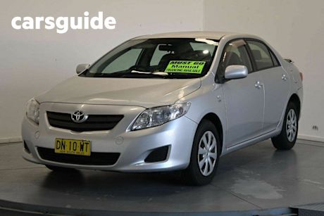 Silver 2009 Toyota Corolla Sedan Ascent