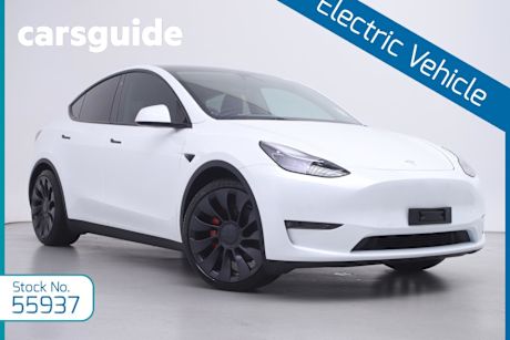 White 2023 Tesla Model Y Wagon Performance