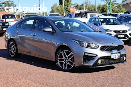 Silver 2018 Kia Cerato Sedan Sport