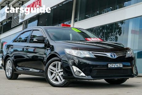 Black 2013 Toyota Camry Sedan Hybrid HL