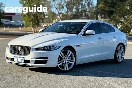 White 2016 Jaguar XE Sedan X760 20t Prestige Sedan 4dr Spts Auto 8sp 2.0T [MY16]