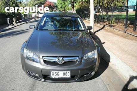 Grey 2007 Holden Commodore Sedan Berlina