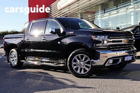 Black 2022 Chevrolet Silverado Crew Cab Pickup 1500 LTZ Premium Tech Pack
