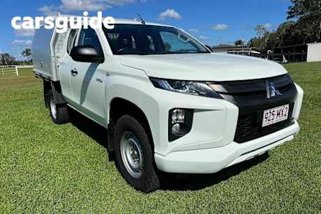 White 2021 Mitsubishi Triton Club Cab Chassis GLX (4X4)