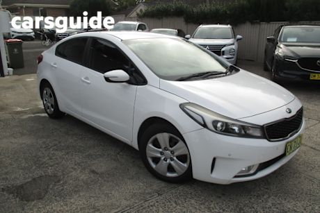 White 2017 Kia Cerato Sedan S