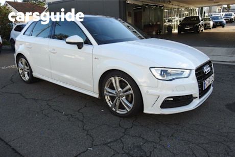 White 2014 Audi A3 Hatchback Sportback 2.0 TDI Ambition