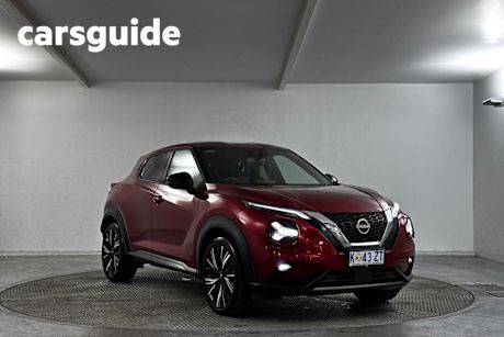 Orange 2023 Nissan Juke Hatchback TI (energy Orange)