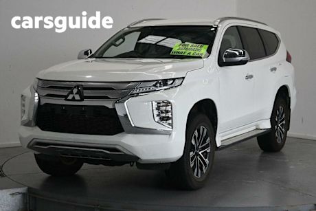 White 2022 Mitsubishi Pajero Sport Wagon GLS (2WD) 7 Seat