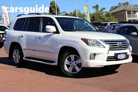 White 2014 Lexus LX570 Wagon