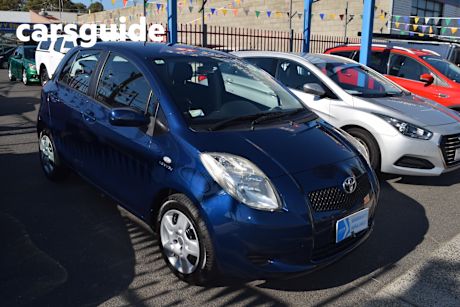 Blue 2007 Toyota Yaris Hatchback YRS