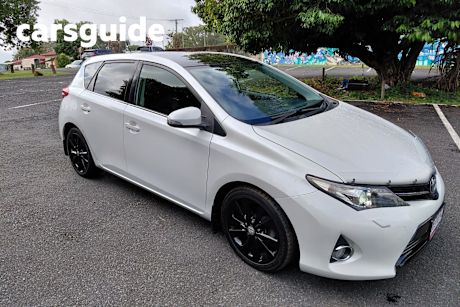 White 2014 Toyota Corolla Hatchback Levin ZR