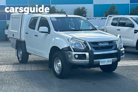 White 2019 Isuzu D-MAX Crew Cab Chassis SX (4X4)