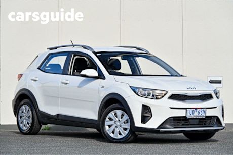 White 2021 Kia Stonic Wagon S