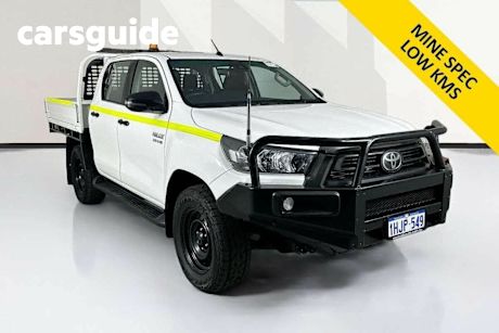 White 2021 Toyota Hilux Double Cab Chassis SR (4X4)