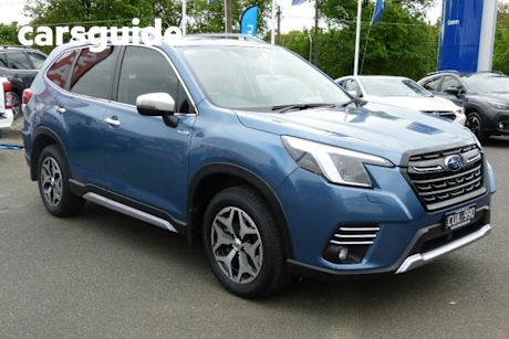 Blue 2023 Subaru Forester Wagon Hybrid L (awd)