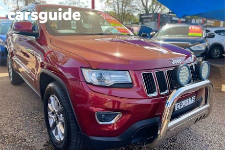 Red 2013 Jeep Grand Cherokee Wagon Laredo (4X4)
