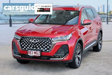 Red 2023 Chery Tiggo 7 PRO Wagon Ultimate AWD
