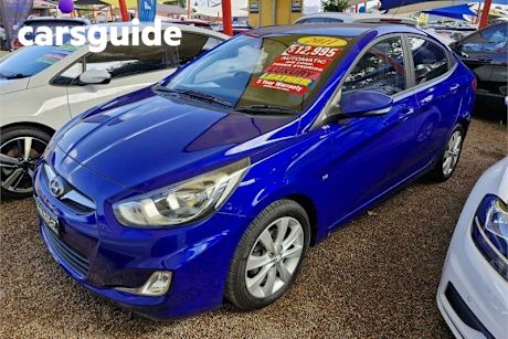 Blue 2011 Hyundai Accent Sedan Elite