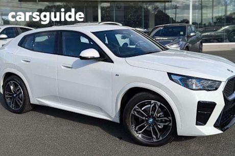 White 2024 BMW IX2 Wagon eDrive20 Coupe M Sport