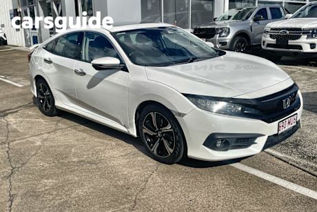 White 2017 Honda Civic Sedan RS