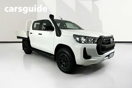 White 2020 Toyota Hilux Double Cab Chassis SR (4X4)
