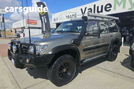 Gold 2004 Nissan Patrol Wagon ST (4X4)