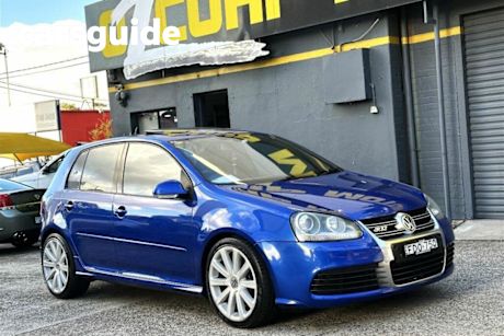 Blue 2006 Volkswagen Golf Hatchback R32