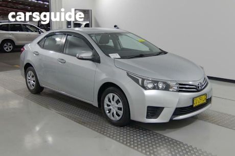 Silver 2015 Toyota Corolla Sedan Ascent