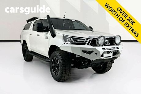 White 2021 Toyota Hilux Double Cab Pick Up SR5 + Premium Interior (4X4)