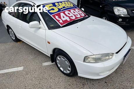 White 2000 Mitsubishi Lancer Coupe Glxi
