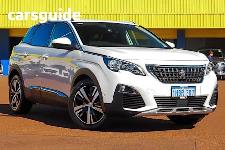 White 2019 Peugeot 3008 Wagon Allure