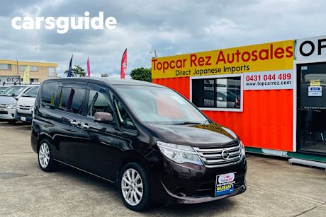 Purple 2015 Nissan Serena Wagon