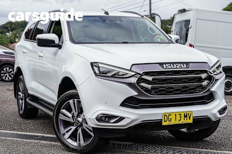 White 2023 Isuzu MU-X Wagon LS-T (4X4)