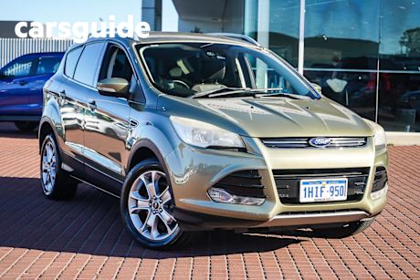 Green 2013 Ford Kuga Wagon Trend (awd)