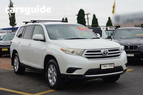 White 2013 Toyota Kluger Wagon KX-R (4X4) 7 Seat