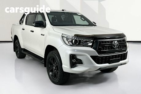 White 2020 Toyota Hilux Double Cab Pick Up Rogue (4X4)