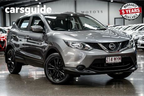 Grey 2015 Nissan Qashqai Wagon ST (4X2)