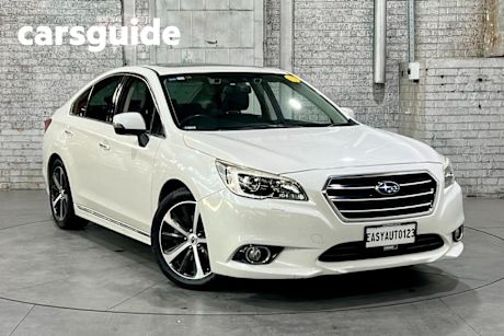 White 2017 Subaru Liberty Sedan 3.6R