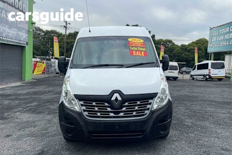 White 2018 Renault Master Van MWB MID