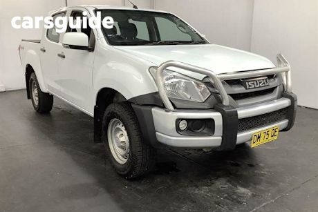 White 2019 Isuzu D-MAX Crew Cab Chassis SX (4X4)