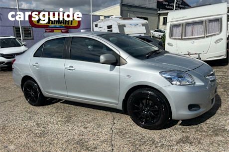 Silver 2006 Toyota Yaris Sedan YRS
